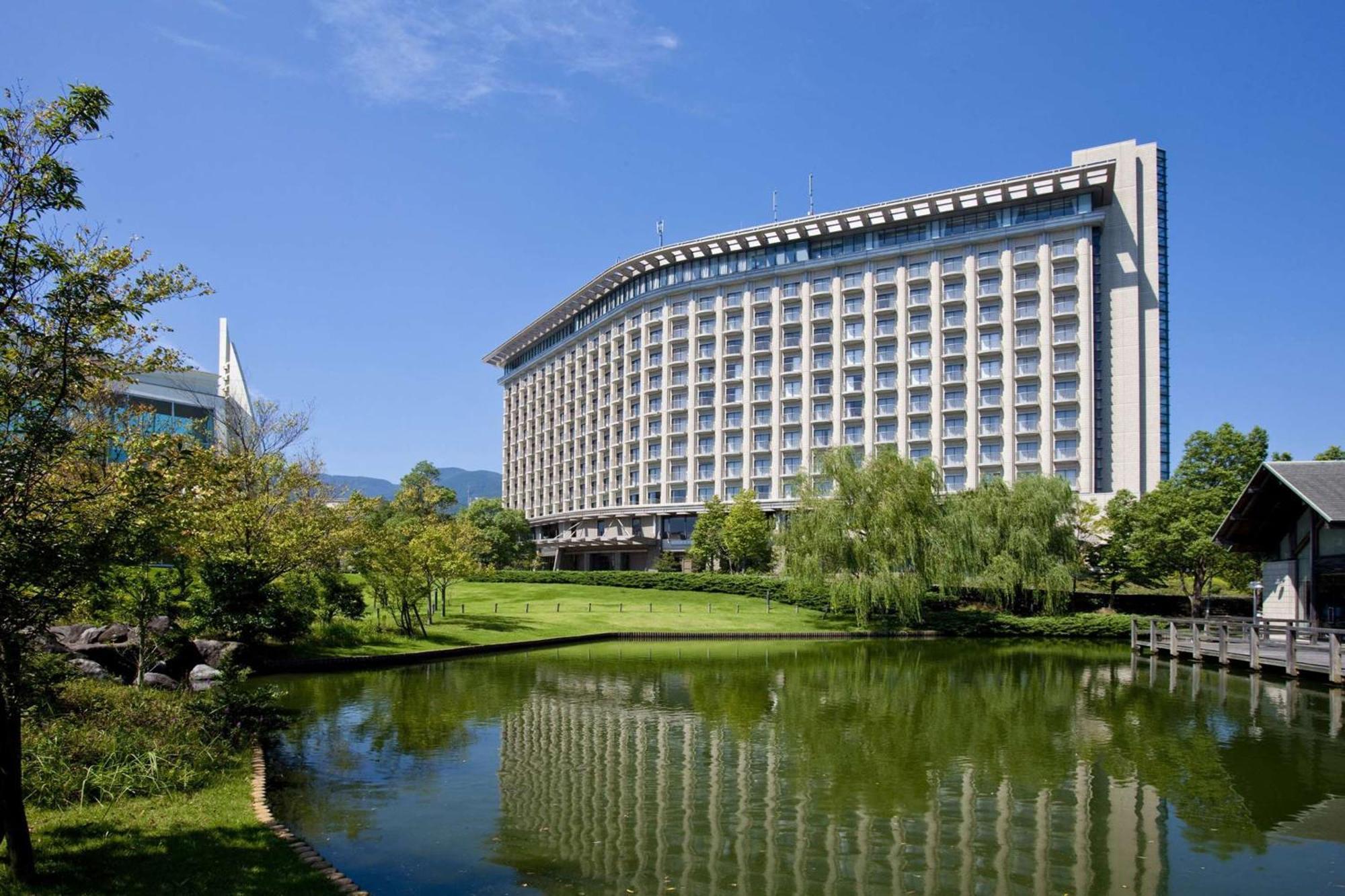 Hilton Odawara Resort & Spa Екстериор снимка
